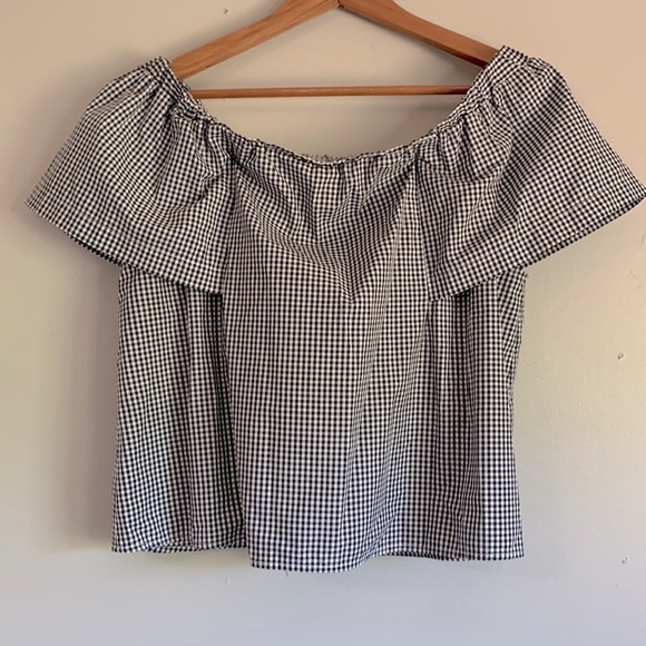 TOPSHOP Maggie Bardot gingham black & white checked plaid off-the-shoulder top - Picture 4 of 6